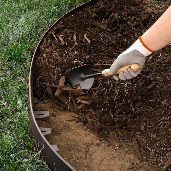 Vigoro 40 ft. L x 2.5 in. W x 4 in. H High Wall Black Plastic No