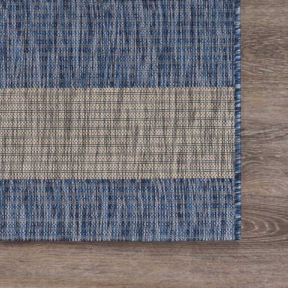 Coastal Charm Gray Synthetic 5' x 7' Indoor/Outdoor Area Rug