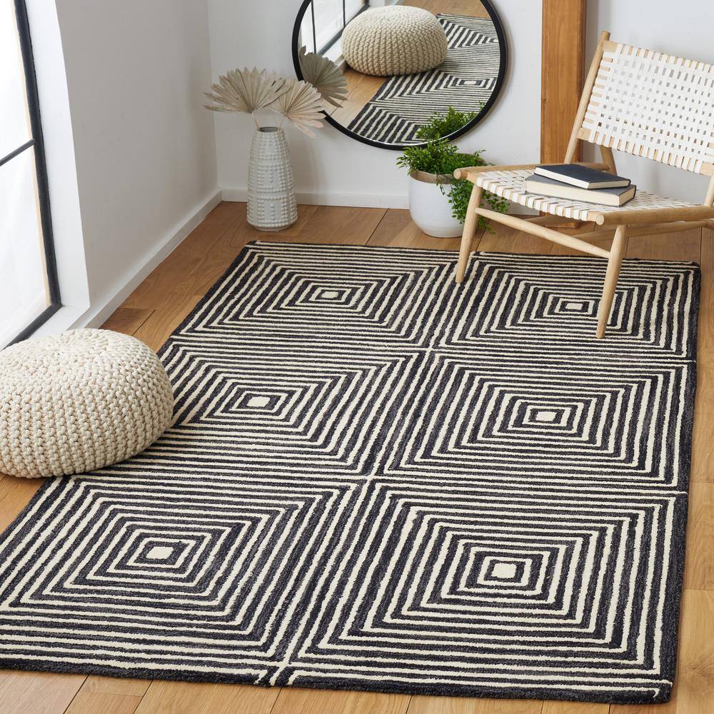 Elegant Black and Beige Hand-Tufted Wool Rug, 4' x 6'