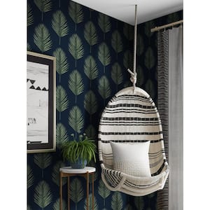 Luxe Haven Midnight Blue and Paradise Green Maui Palm Peel and Stick Wallpaper (Covers 40.5 sq. ft.)