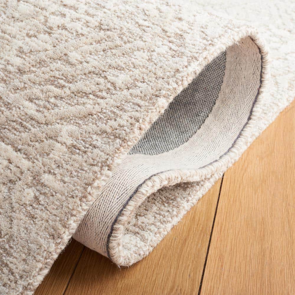 Hand-Tufted Ivory Wool Floral Rug - 59" x 84" Rectangular Design