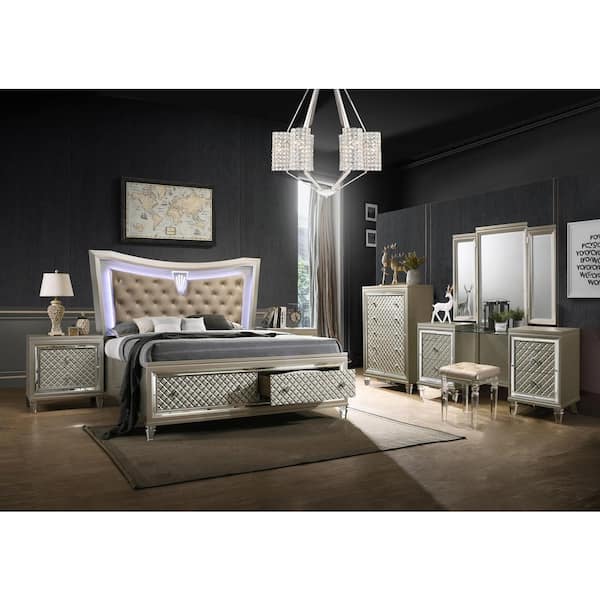 King bedroom sets with outlet vanity