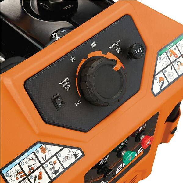 Generac - 3,100 psi 2.8-GPM OneWash Variable Speed Gas Pressure Washer