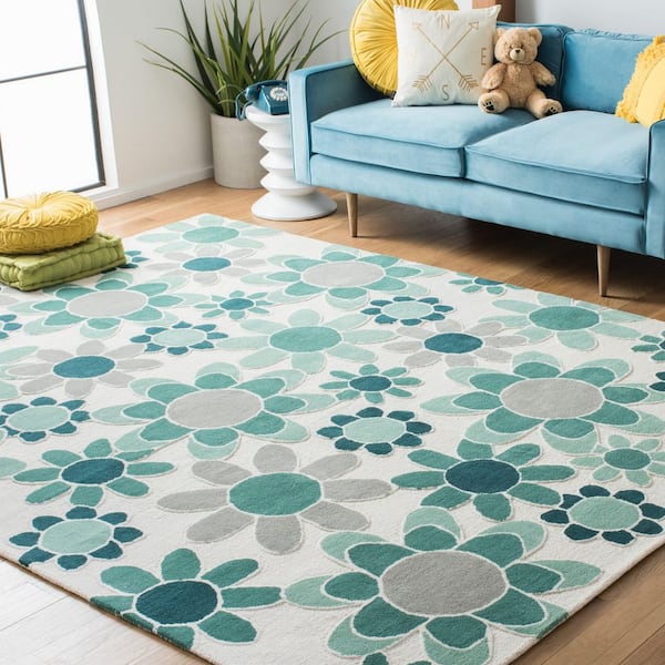 Kids 8 ft. x 10 ft. Ivory/Green Oversized Floral Area Rug