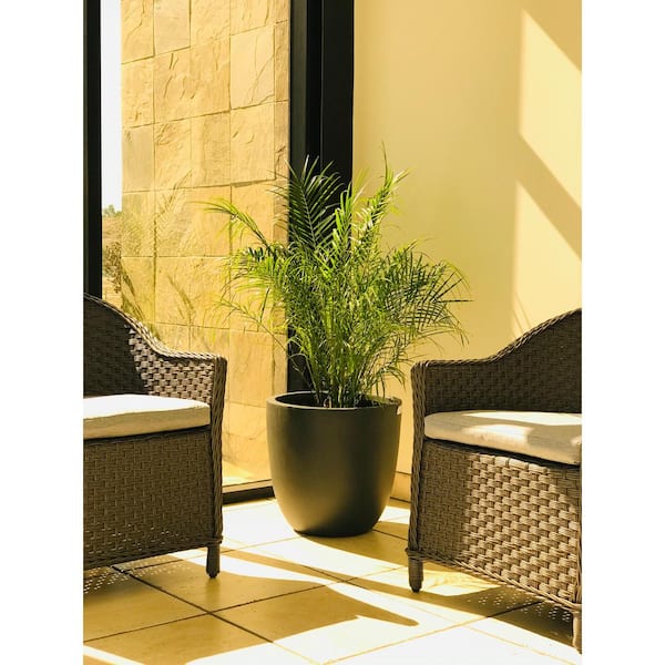 KANTE 18 in. W Round Charcoal Concrete/Fiberglass Indoor Outdoor