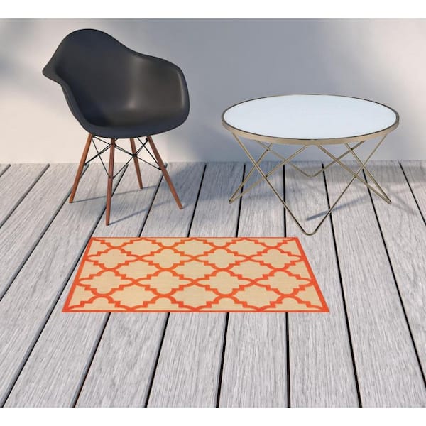 Orange 2 ft. x 3 ft. Loomed Geometric Polypropylene Rectangle Indoor/Outdoor Area Rug