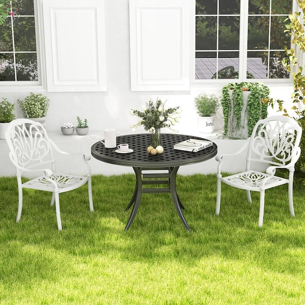 Unbranded Cast Aluminum Outdoor Dining Chair In White With Armrests, Set of 2