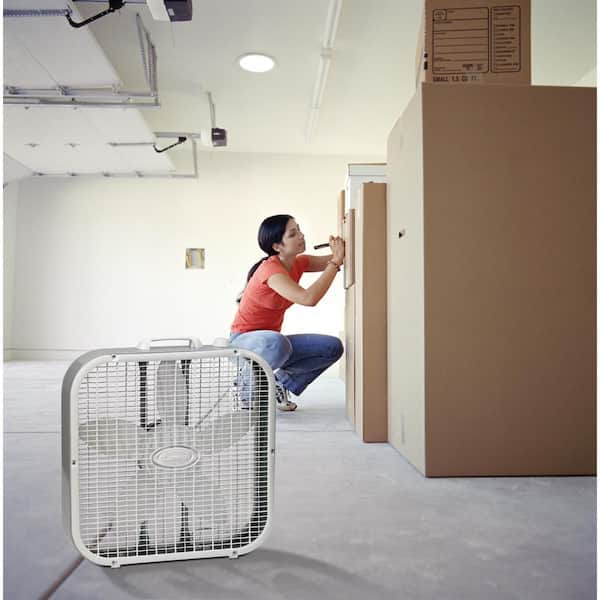 Lasko Air Circulating Box Fan ラスコ Lasko® Air Circulating Box Fan - White, 1 ct - King Soopers