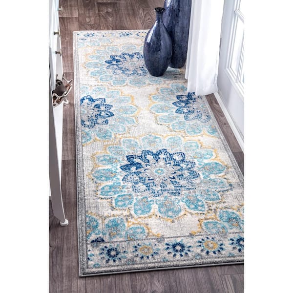 Kiyoko Vintage Blue 2 ft. 6 in. x 6 ft. Floral Indoor Runner Rug