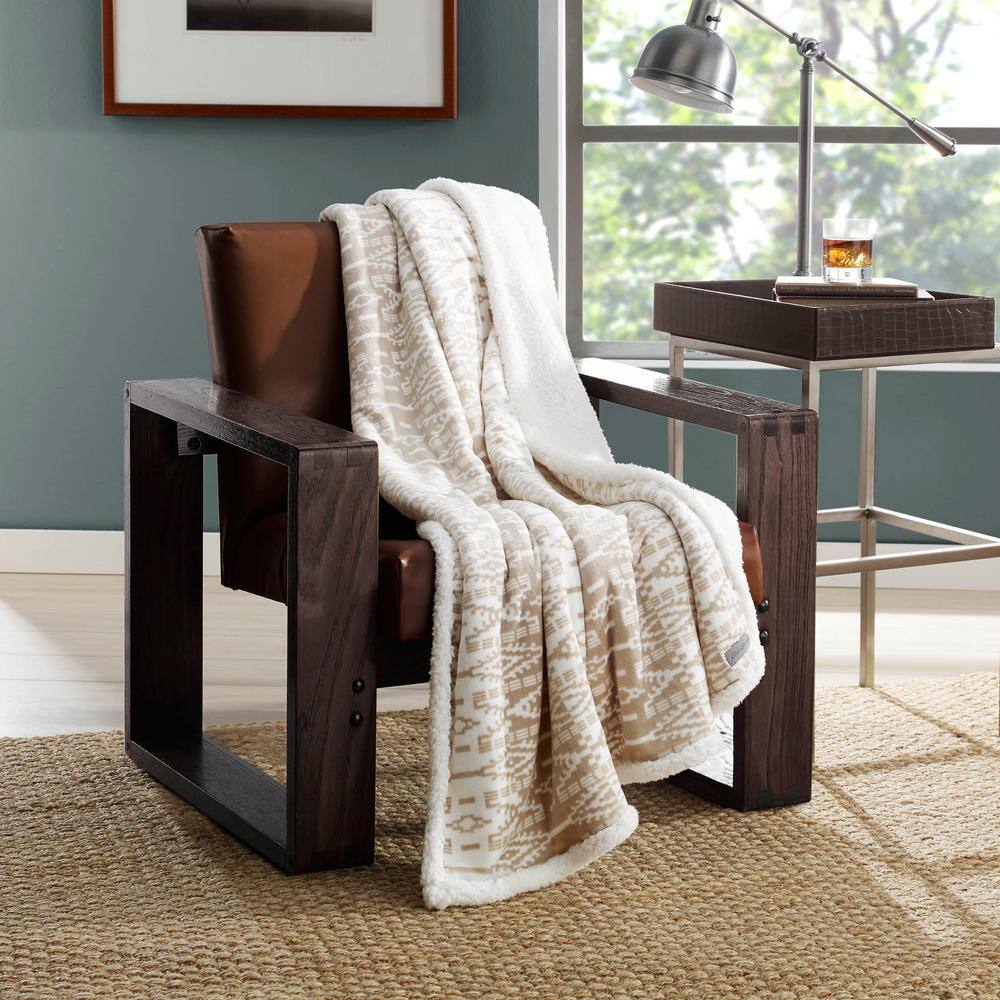 Eddie Bauer Ultra Plush San Juan Beige Ikat Sherpa Reverse Throw Blanket 216687