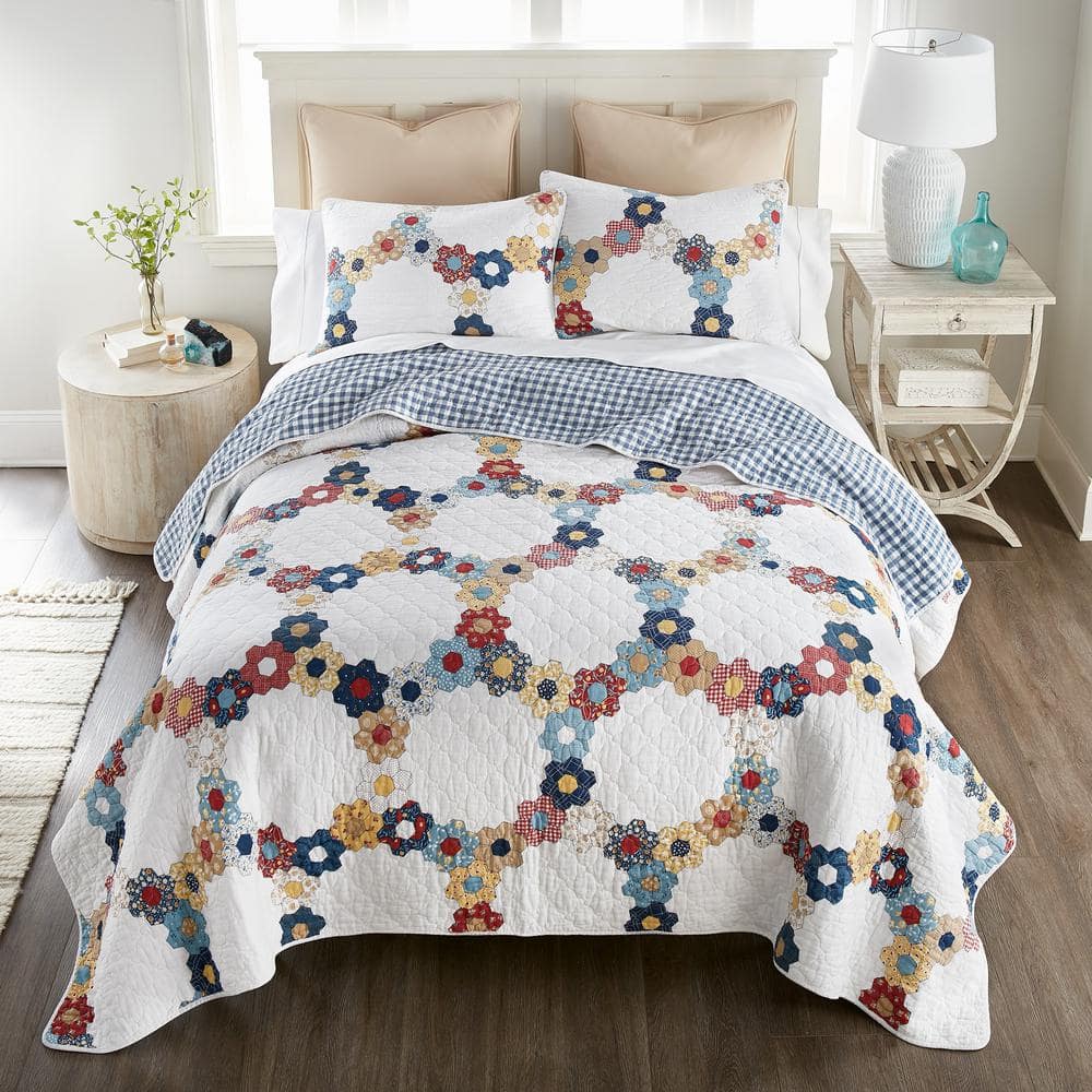 White Cotton Reversible Queen Quilt Set with Floral Design