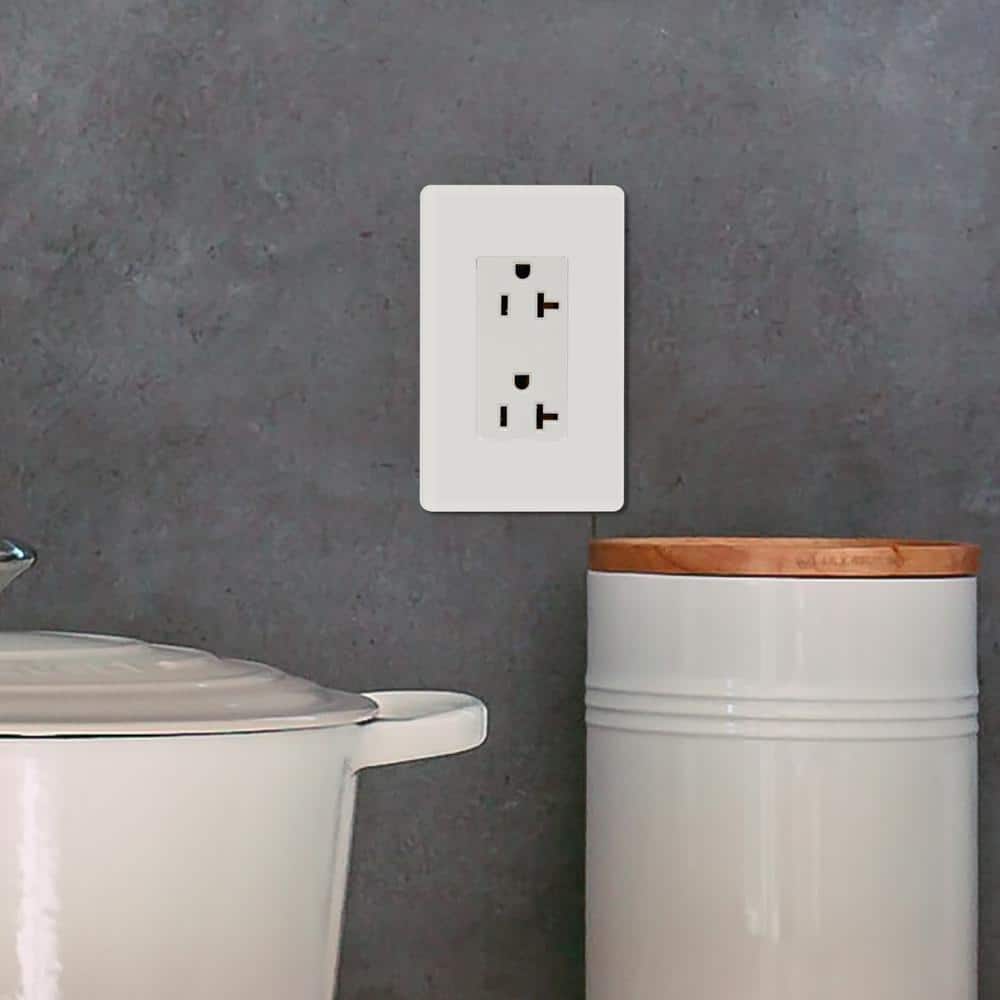 Faith 10-Pack White Thermoplastic Duplex Receptacle Outlets