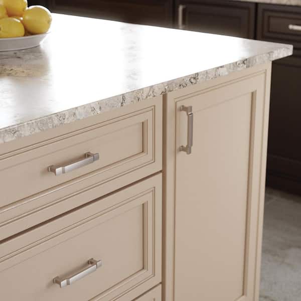 Scalloped Footing 3-3/4 in. (96 mm) Classic Satin Nickel Cabinet Drawer Pull