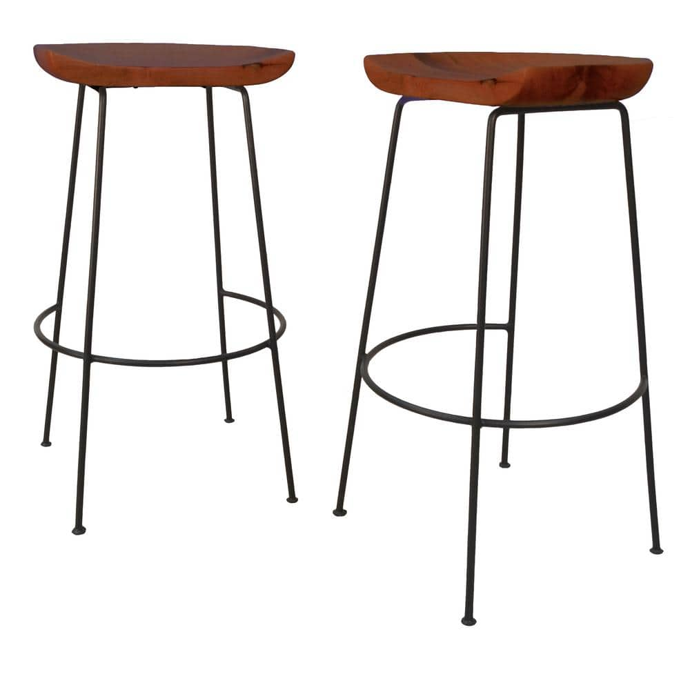 https://images.thdstatic.com/productImages/af7ba4d3-a964-4676-9dfc-1c065818e53d/svn/chestnut-black-carolina-cottage-bar-stools-cf2430chetbk-64_1000.jpg