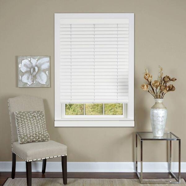 ACHIM Luna White Cordless Light Filtering Venetian Blind with 2 in. Slats 23 in. W x 64 in. L