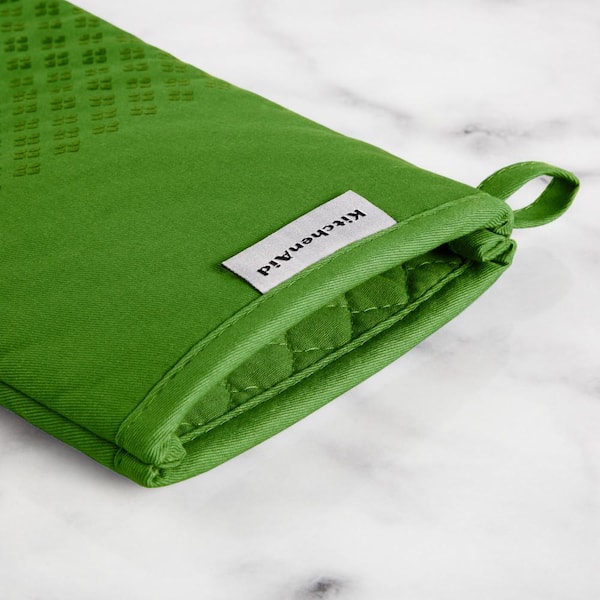 KitchenAid Asteroid Silicone Grip Matcha Green Oven Mitt Set (2