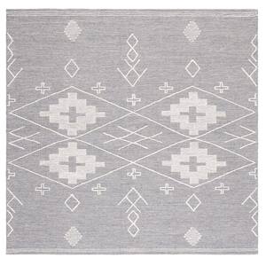 SAFAVIEH Kilim Ivory 4 Ft. X 6 Ft. Solid Color Area Rug KLM375A-4 - The ...