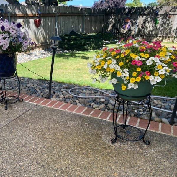 19.4 in. H Indoor/Outdoor Plant Stand Heavy Duty Metal Planter