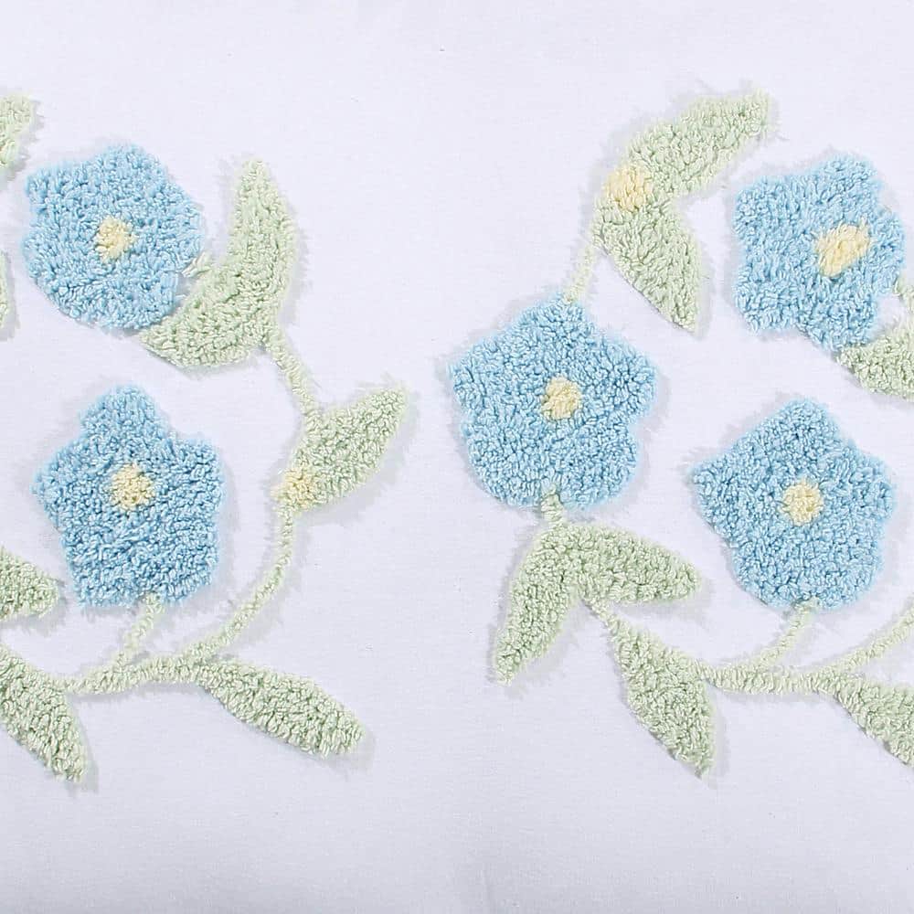 Bloomfield Floral Cotton Standard Sham in Dual-Tone Blue