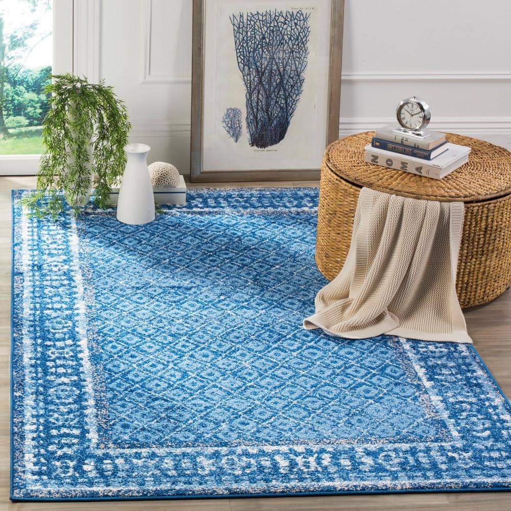 Chic Lodge Style Easy-Care Blue Synthetic 5' x 7' Area Rug
