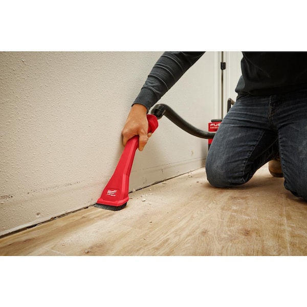 Milwaukee - AIR-TIP CLAW UTIL NOZZLE W/BRUSHES Wet/Dry Vacuum Attachment