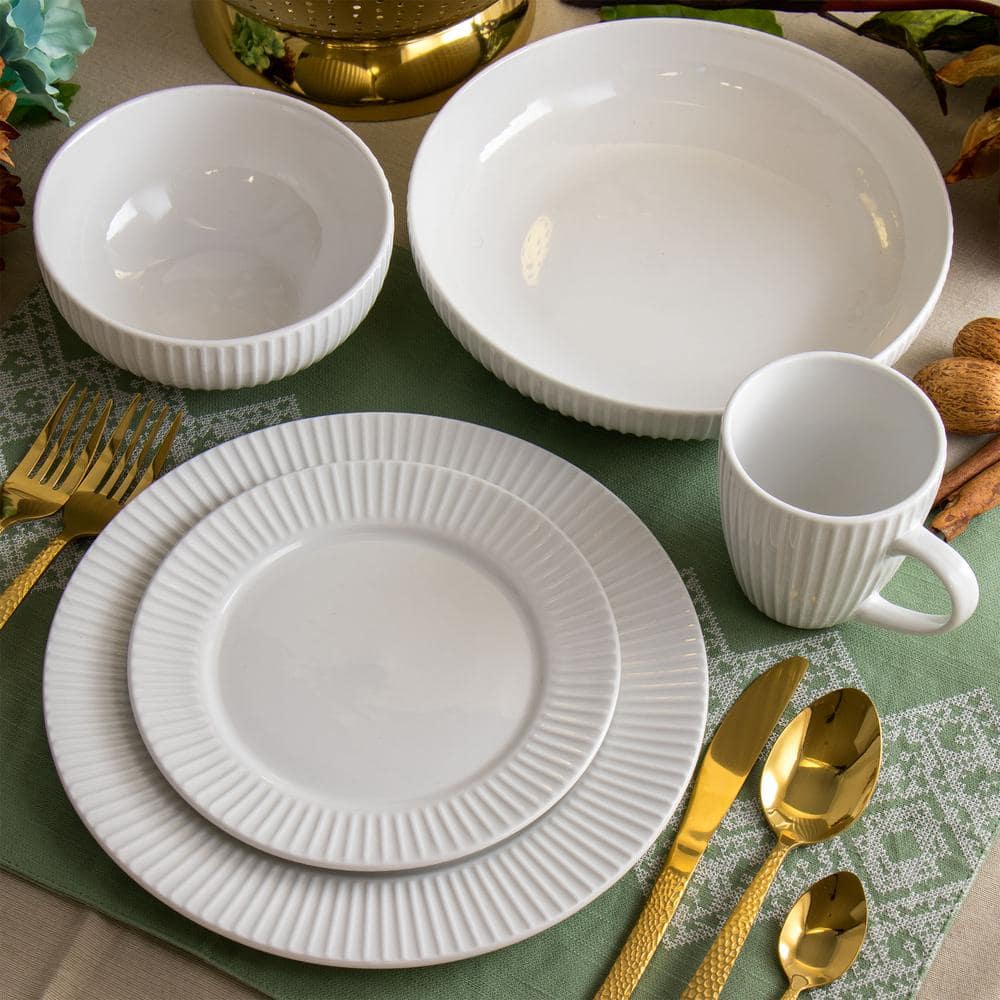 White Porcelain 18-Piece Dinnerware Set with Serving Bowls
