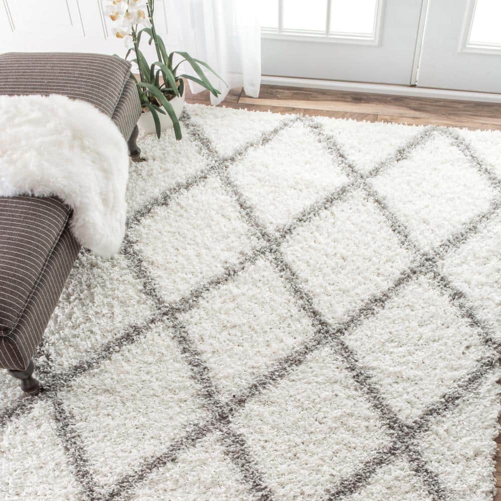 Plush White Geometric Shag 63" Square Area Rug
