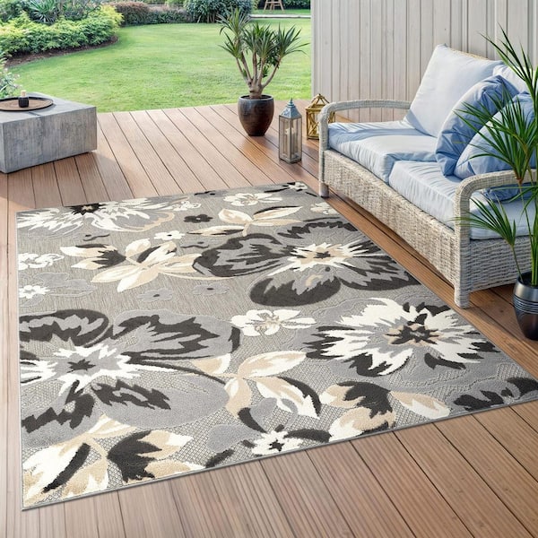 Bergamo Contemporary Floral Gray 6 ft. 6 in. x 6 ft. 6 in. Square Area Rug