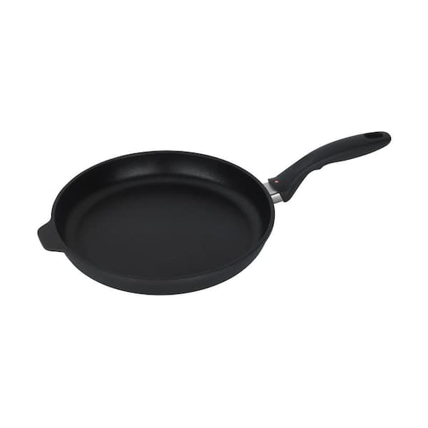 XD 11 in. Aluminum Nonstick Frying Pan