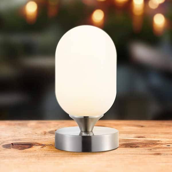 https://images.thdstatic.com/productImages/afe661a1-f85f-4de6-acc9-1704d388ea45/svn/nickel-jonathan-y-table-lamps-jyl7111b-40_600.jpg