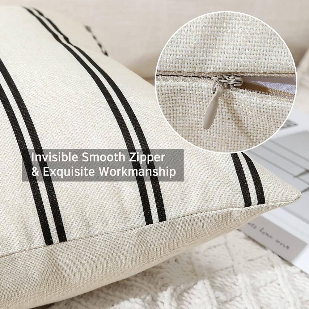 18" Black and White Geometric Polyester Outdoor Pillow Covers Set of 4