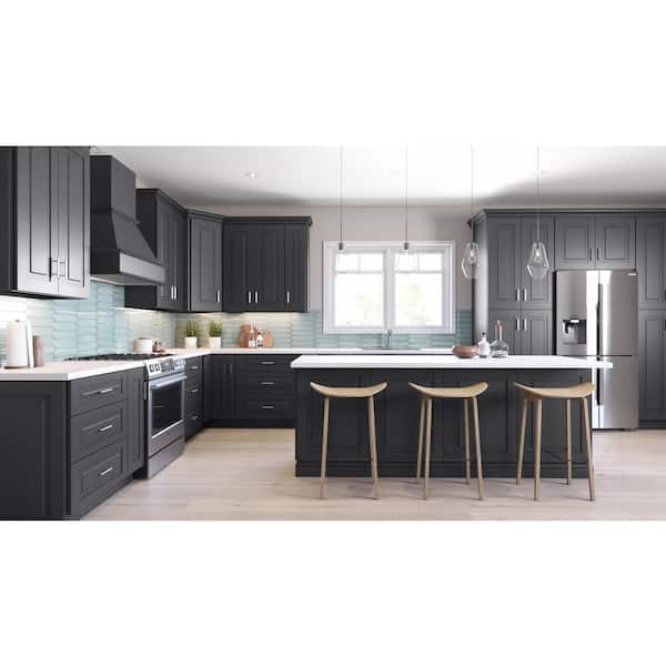 Grey Kitchen Oven Wall - Beck/Allen Cabinetry