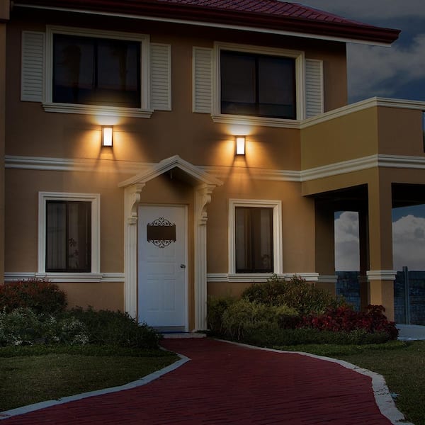 1-Light Black Integrated LED Outdoor Wall Lantern Sconce with Dusk to Dawn Feature