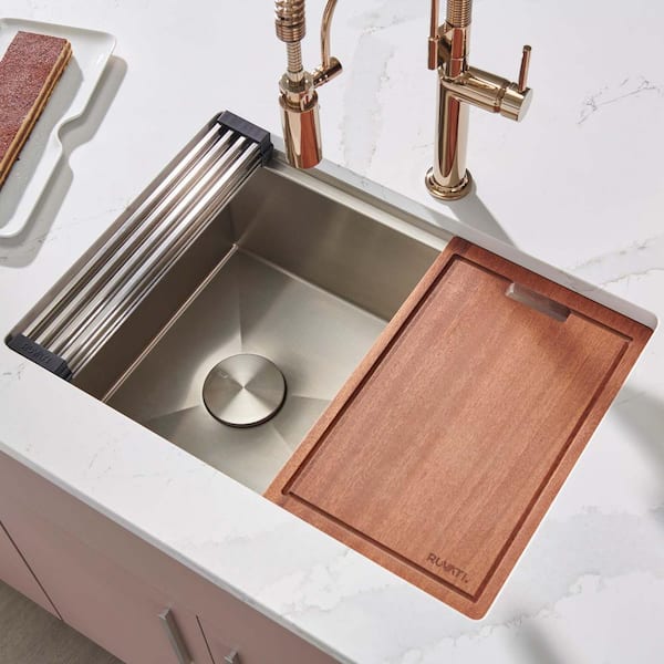 Veniso 30 in. Undermount Single Bowl 16-Gauge Slope Bottom Offset Drain Workstation Kitchen Sink