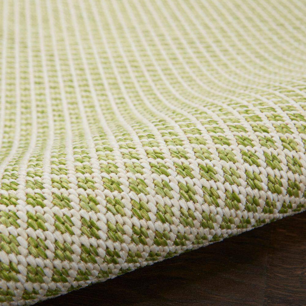 Ivory Green Geometric 5' x 7' Synthetic Easy Care Rug