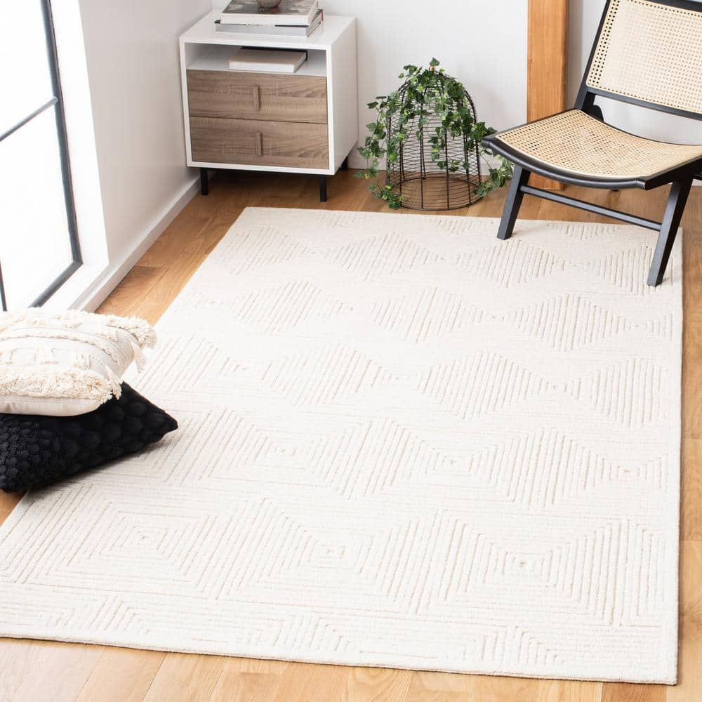 Ivory Geometric Handmade Wool Round Tufted Rug
