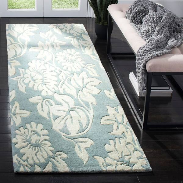 Soho 3 ft. x 8 ft. Blue/Ivory Floral SOH770A Runner Rug