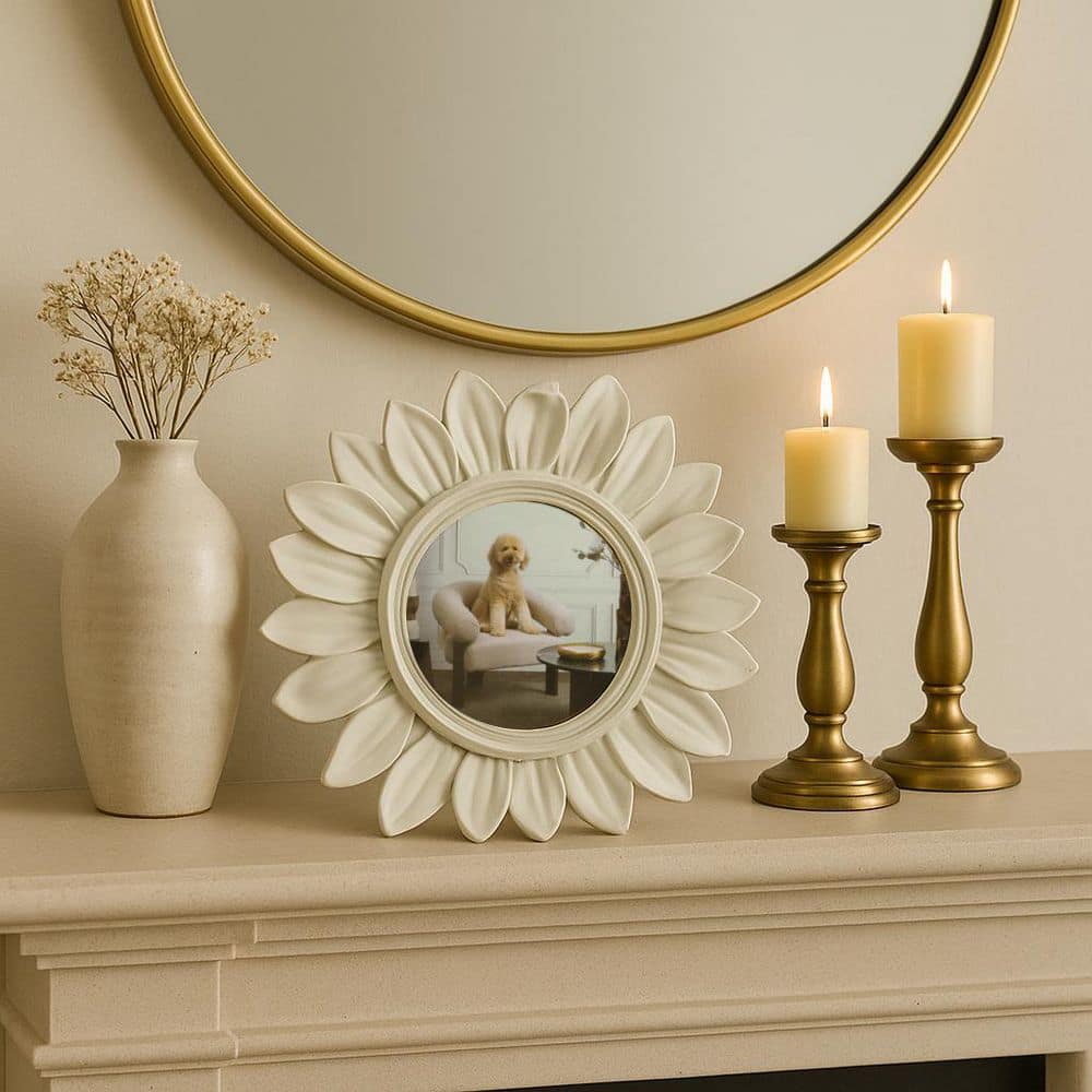 Liv & Skye Ivory 4 in. x 4 in. Polyresin Sunflower Picture Frame