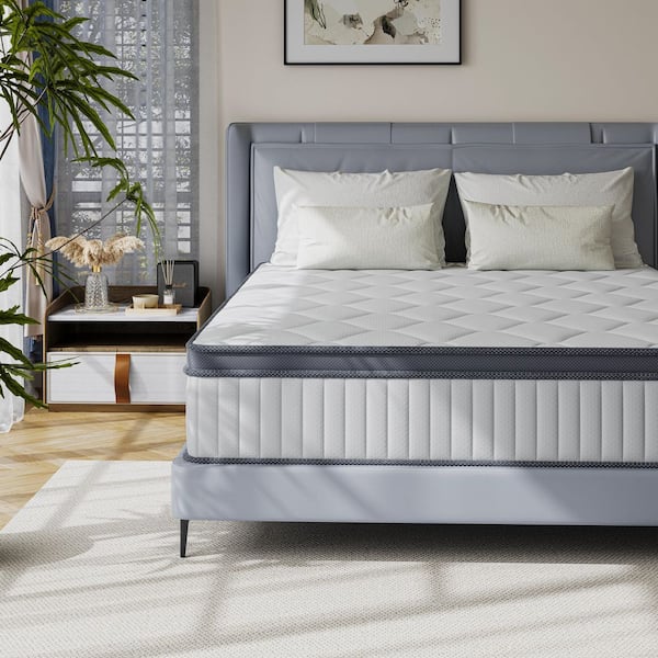 King Medium Hybrid Bamboo Charcoal Gel Memory Foam 14 in. Motion Isolation Breathable Mattress