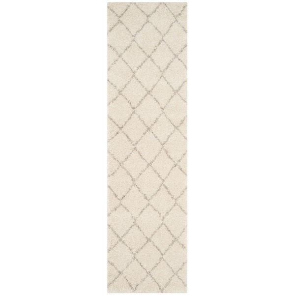 SAFAVIEH Arizona Shag Ivory/Beige 2 ft. x 10 ft. Geometric Diamond Runner Rug