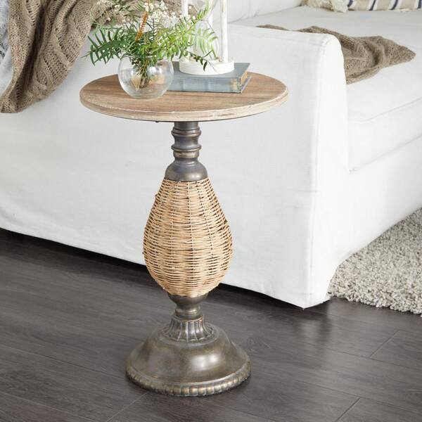 Large round rattan discount table