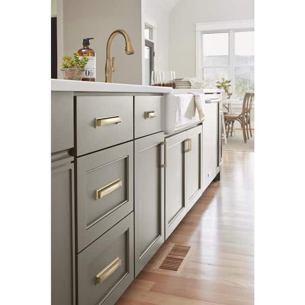 Appoint 5-1/16 in. (128mm) Traditional Golden Champagne Bar Cabinet Pull