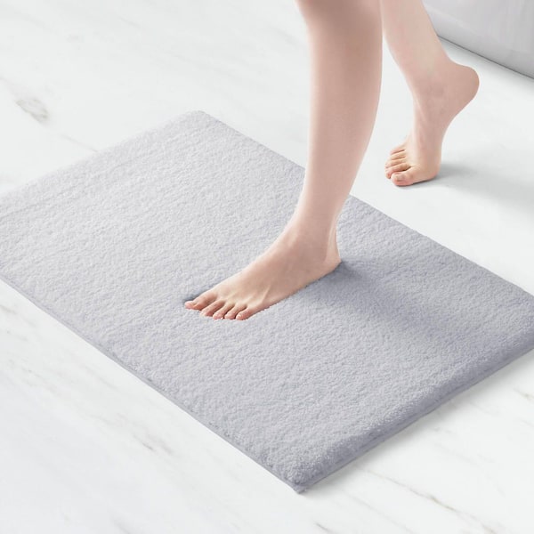 Marshmallow Grey 20 in. x 30 in. Bath Rug