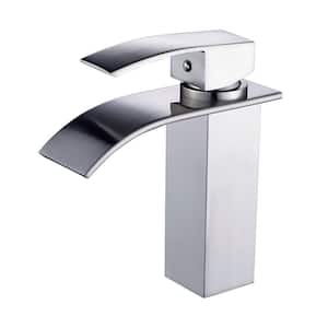 Single Hole Single-Handle Bathroom Faucet in Nickel