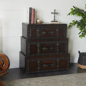 Brown Wood Traditional Chest