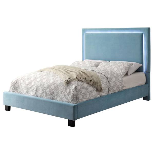 William's Home Furnishing Erglow I Cal. King Bed in Blue