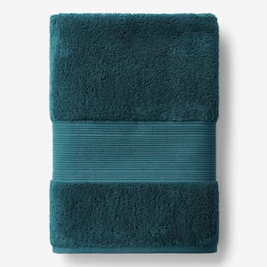 https://images.thdstatic.com/productImages/b0940d3d-b299-4cfb-acc6-c9e8eec04707/svn/forest-green-the-company-store-bath-towels-vj92-bsh-for-grn-64_300.jpg