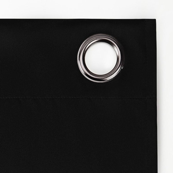 Sun Zero Sheridan Magnetic Closure Black Layered 40 in. W x 84 in