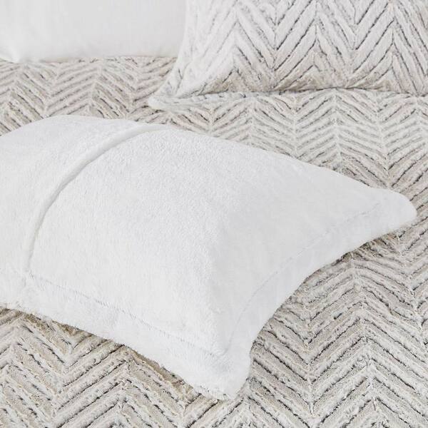 Madison Park Aurora Ultra Warmth Ivory King/Cal King Ultra Plush