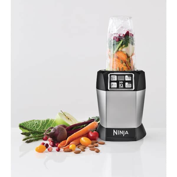 Nutri Auto iQ 24 oz. 3-Speed Black High Speed Single Serve Blender